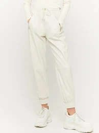 Cream leatherette pants - Women
