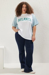 Curve Green Oversize Striped Poplin Detail on Sleeve with Slogan Print 100% Cotton Knitted T-shirt