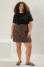 Curve Black Floral Woven Plus Size Shorts Skirt