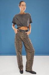 Multicolored Leopard Patterned Cargo Pocket Detailed Normal Waist Barrel Baggy Jeans