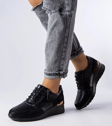 White trainers Justar