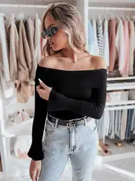 Sweter damski one size z odkrytymi ramionami SHOWIT czarny