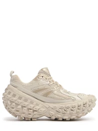 Sneakers bouncer