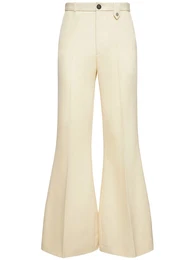 Ausgestellte Wollhose mega