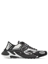 Sneakers Aus Mesh