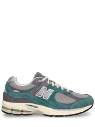 Sneakers 2002