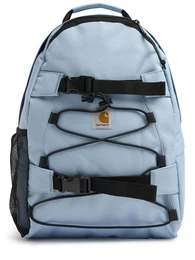 Rucksack kickflip