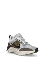 Sneakers Lunar Roam 