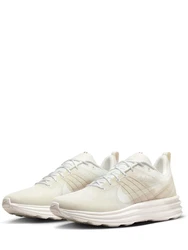 Sneakers Lunar Roam 