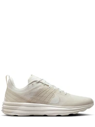 Sneakers lunar Roam