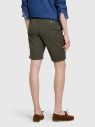 Shorts aus Stretch-Gabardine 