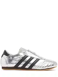 Sneakers taekwondo