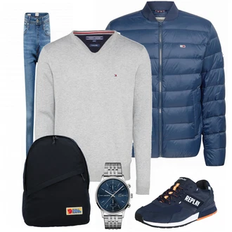 Outfit mit Blau Sneaker Replay "Alltags Outfit"