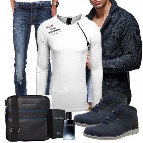 Tasche Christian Dior kombinieren mit Blau Trachtenmode Timberland