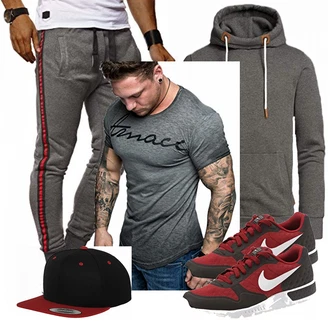 Outfit mit Blau Sneaker Nike "LAIF AMACI"