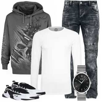 Outfit mit Blau Sneaker Nike "Nike"