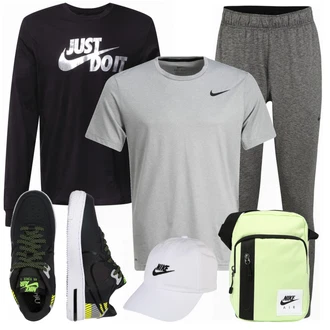 Outfit mit Blau Sneaker Nike Sportswear "Sport Outfit"