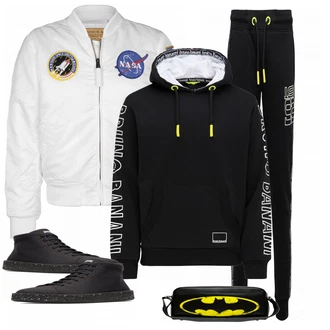 Outfit mit Schwarz Sneaker Camper "Street Style Outfit"