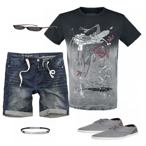 Schwarz T-Shirt kombinieren mit Grau Sonnenbrille