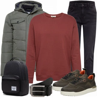 Outfit mit Blau Sneaker Replay "Winter Outfit"