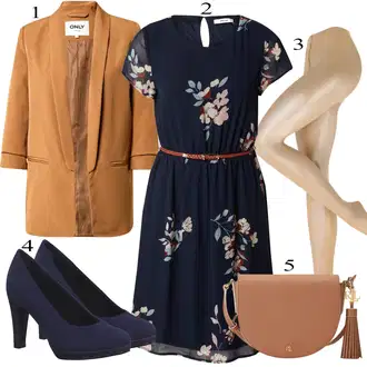 Outfit s Pastelové barvy/Modrá/Tmavě modrá Šaty s Páskem/Šifonové Šaty/Letní Šaty/Šaty na Podzim/Ležérní Šaty/Šaty S Potiskem About You "Praktický vzhled"
