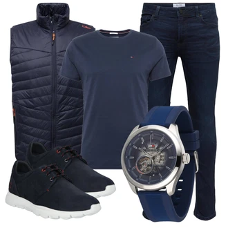 Sportlich Outfit mit Dunkelblau/Hellblau Bluse Große Größe/Shirt & Top Große Größe/Funktions T-Shirt/Kurzarm T-Shirt/Ausgefallenes T-Shirt/Sport-T-Shirt/Laufschuhe für Männer/Casual T-Shirt/Shirt Tommy Jeans "Alltagsoutfit"Look: Uni, Rad, Maritim, Unisex, Sportlich, Elegant