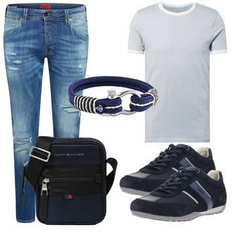 Outfit mit Blau/Hellblau Knöchelstiefel/Biker Jeans/Boyfriend Jean/Jeans mit Schlitz/Jeans mit Loch/Low Rise Jean/Low Waist Jean/Lederjacken/Lederjacke/Slim Fit Jeans Jack & Jones "Praktischer Look"