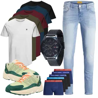 Outfit mit Dunkelblau/Blau Rollkragenpullover/Crop Pullover/Thermo Pullover/2-in-1 Pullover/Einfacher Pullover/Polo-Pullover/Nicki Pullover/Cut Out Pullover/Samt Pullover Jack & Jones "Freizeit Outfit"