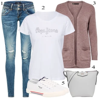 Jesenske Outfiti Poroka Gost mit Bela/Krem Platnena superga/Superge Nizka/Ozka superga/Poletne superge/Vintage superga Pepe Jeans "Padajoča oblačila"Look: Bar, Dan plaže, Koncert, Konfirmacija, Šola, Poroka