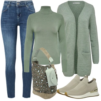 Outfit s Tmavě modrá Cartoon "Ležérní Outfits"