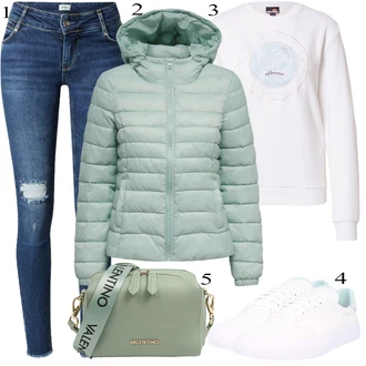 outfit mit Pastelne barve Ellesse "Padajoča oblačila"