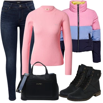 Outfit s Černá/Tmavě Modrá/Modrá Kozačka Šněrovací Kotníková Bota/Klasická Kozačka/Kotníková Bota s Podšívkou/Bojová Bota/Plochá Kotníková Bota/Motorkářská bota Rieker "Trendy Zimní Vzhled"