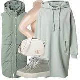 Kombinace Tylových Sukní, Ponožek a Punčoch image