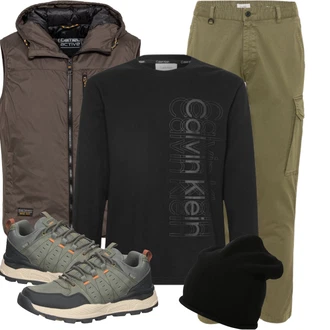 Outfit mit Schwarz Mütze/Winter Mütze/Kopfbedeckung About You "Freizeit Outfit"