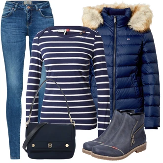 Umělá kožešina Outfit s Modrá/Tmavě modrá Nezařazené Tommy Jeans "Módní zimní outfit"