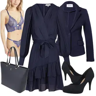 Outfit s Modrá Bralette/Podprsenka Balconette/Trojúhelníkový Podprsenek/Prsatější střih podprsenky/Krajková podprsenka/Pánské boty ve velikosti 11/Podprsenka Bez Kostic/Podprsenka s kosticemi HUNKEMÖLLER "Elegantní vzhled"