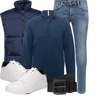 Outfit mit Hellblau/Blau Slim Fit Jeans/Lederjacke/Push up Jeans/Leder Schuhe/Jeans mit Schlitz/Knöchelstiefel/Low Rise Jean/Winterjacke/Biker Jeans/Regular-Fit Jeans Only & Sons "Praktischer Look"