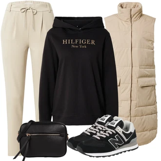 Outfit s Černá Teniska/Zimní bota/Nízká bota na podpatku New Balance "Zimní Outfit"