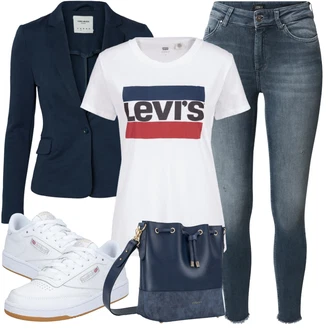 Retro Outfit s Bílá/Krémová/Bé?ová Nízká Teniska/Skate Bota/Úzká Teniska/Vintage Teniska Reebok "Cool vzhled na jaro"Look: Estetika, Klasické, Hip Hop, Retro, Skater, Sportovní