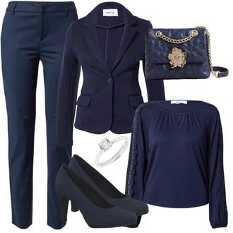 St?edov?k Outfit s Tmav? modrá/Modrá Halenek top/Le?érní top/Top Na Party/Ko?ilový top About You "Cool vzhled na jaro"Look: Francouzské, Námo?ní, St?edov?k