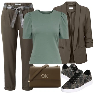 Outfit s Černá Dlouhý Zimní Kabát/Doplňek/Taška Přes Rameno/Dlouhé Šaty/Dlouhá Tylová sukně Calvin Klein "Ležérní Outfit"