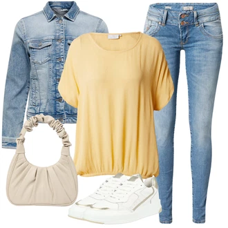 Mom Outfit s Světle modrá/Modrá Džínové Bund/Krátké Džínové Bundičky Only "Stylový look na jaro"Look: Mom, Krásný, Univerzitní, 90tá léta, Cool, S průsvitem