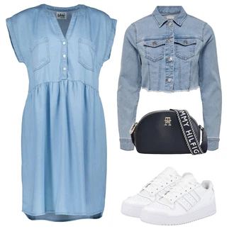 Moderní Outfit s Světle modrá/Modrá Džínové Bund/Krátký Bund/Krátké Džínové Bundičky/Krátký Bund Only "Vzhledy pro volný čas"Look: 90tá léta, Moderní, Krásný, Univerzitní, Western