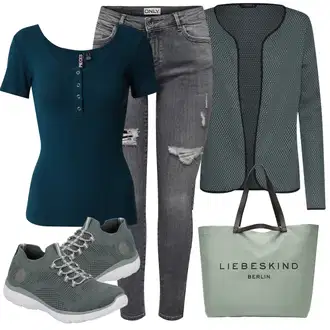 Outfit s Zelená/Tmavě Zelená Pletenina veľkej veľkosti/Park velké velikosti/Šaty Móda Pro Plnoštíhlou/Kraťas pro plnoštíhlé Only "Perfektní na léto"