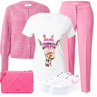 Oblečení se sukní Bruslení s Bílá/Růžová Vintage teniska/Nízká Teniska/Teniska na platformě/Skate Bota/Letní tenisky Nike Sportswear "Letní vzhled pro módní ženy"Look: Aerobní, Baseball, Skating, Bruslení