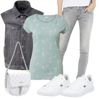 Outfity z džínu Rovná noha s Modrá Tričko Ragwear "Perfektní na léto"