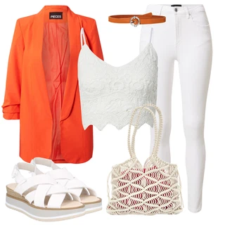 Outfit s Šedá/Béžová Pánské boty/Tričko & Top Móda Pro Plnoštíhlé/Krajkový Top About You "Pestrý letní outfit"