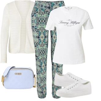 Mom Křest Outfit s Krémová/Bílá Móda Pro Plnoštíhlou Pletenina veľkej veľkosti Only "Pestrý letní outfit"Look: Layered, Mom, Kancelář, Chytrý příležitostný, Univerzitní, Bar, Křest, Koncert, Biřmování, Chatky, Škola