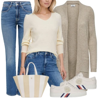 Retro Outfit s Krémová/Bílá Nízká Teniska/Letní Tenisky/Úzká Teniska/Plát?ná Teniska/Ko?ené Tenisky Tommy Hilfiger "Trendový podzimní outfit"Look: Estetika, Le?érní, Klasické, Francouzské, Lev, Krásný, Preppy, Retro, Sportovní, Unisex