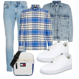 Mit Absatz Outfit mit Blau/Weiß Leder Sneaker/Sneaker Low/Skateschuh/Schmaler Sneaker Nike Sportswear "Freizeit Outfit"